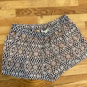 Joie silk patterned shorts sz large